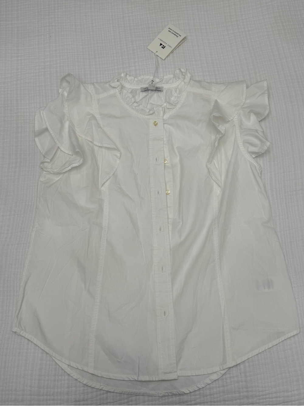 free assembly white ruffle sleeveless button front blouse size small nwt